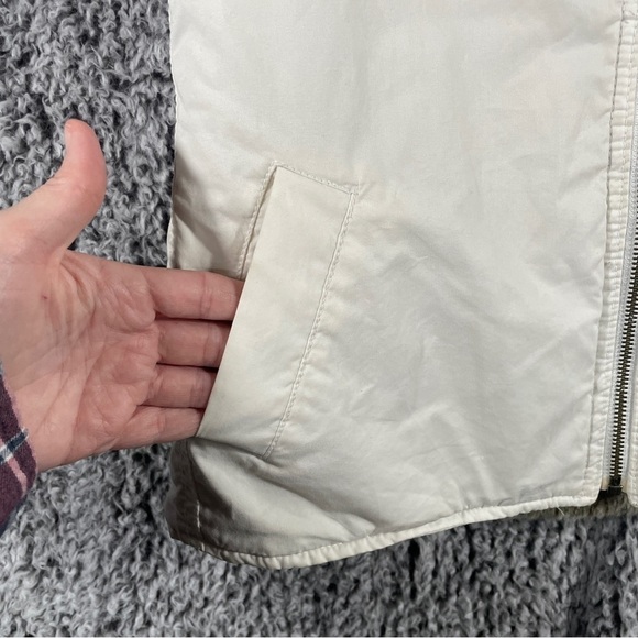 GAP Reversible Faux Fir Vest Women's Size Small Y2K Cream with Brown Fir - Picture 13 of 14